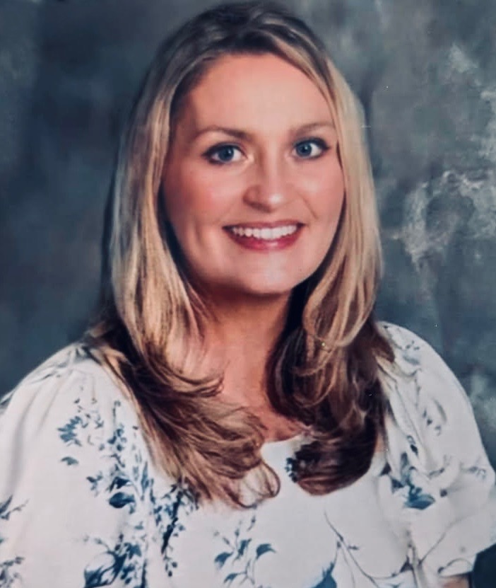 Mary Sullivan-Trent Headshot